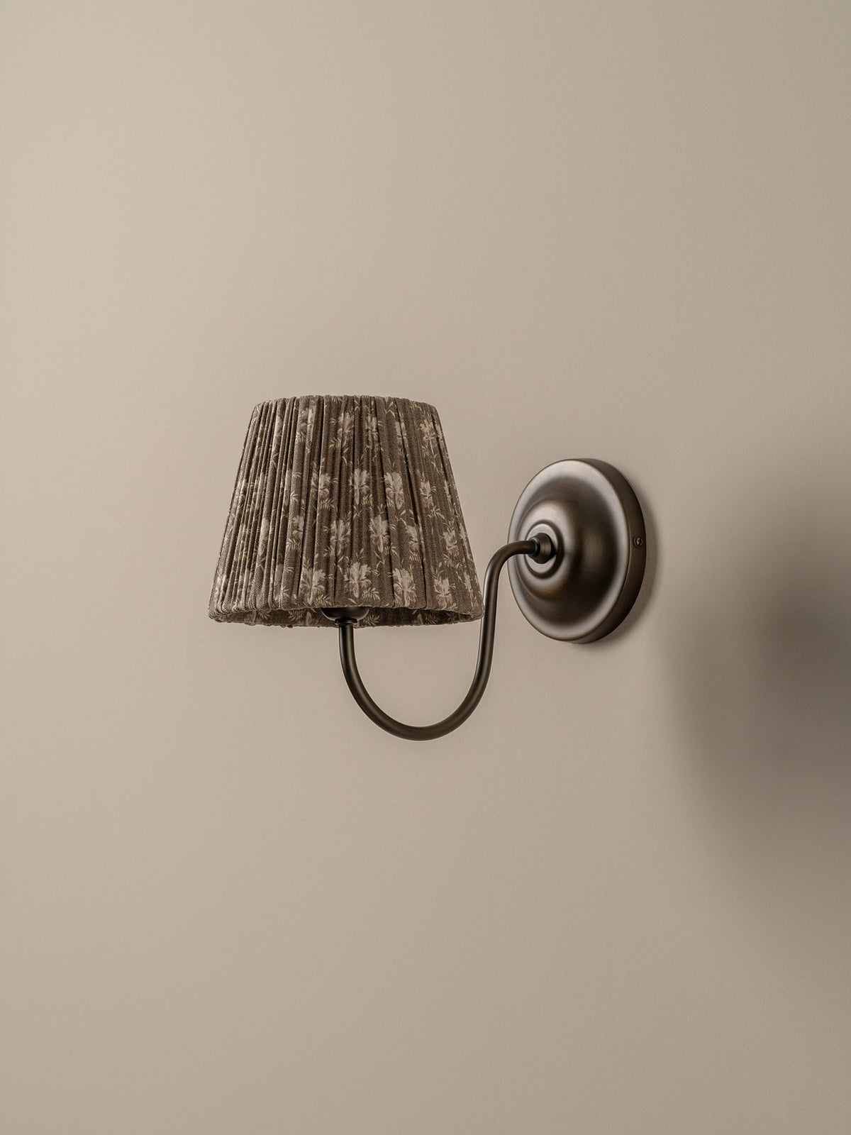 Ashbury bronze wall light