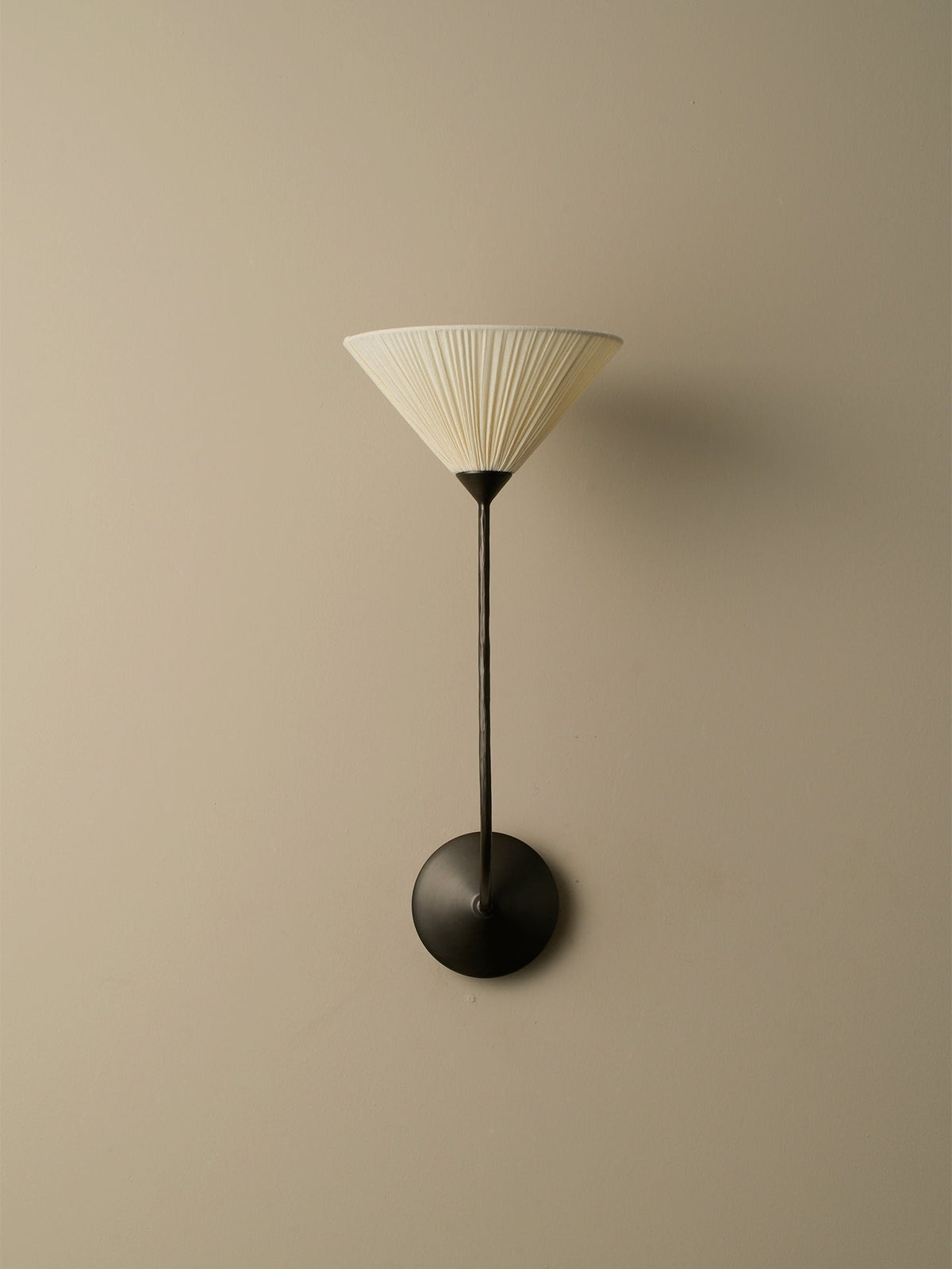 Cecily wall light