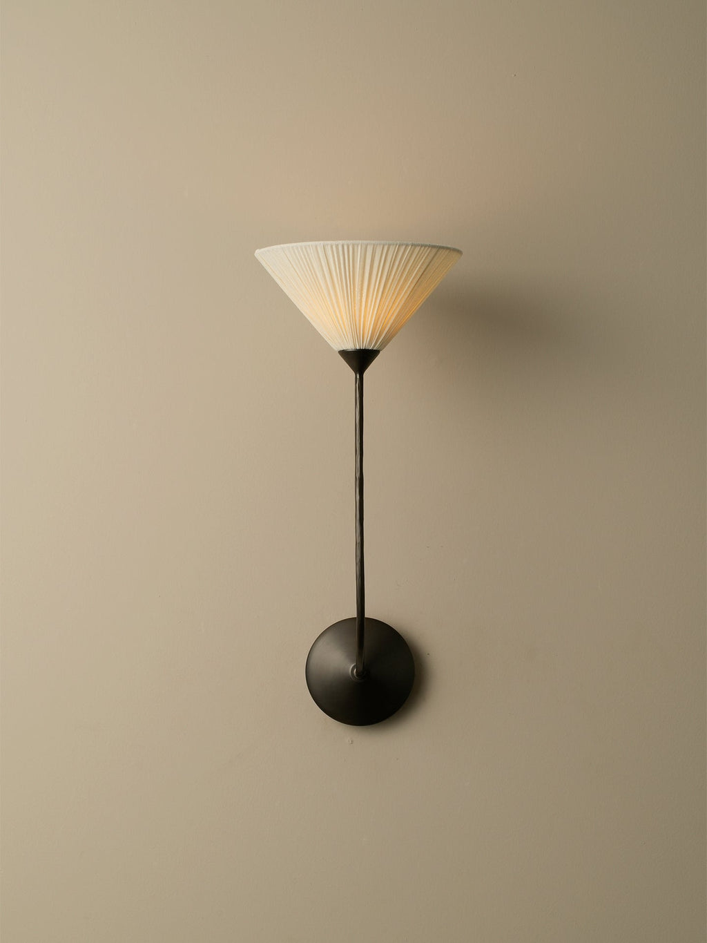 Cecily wall light