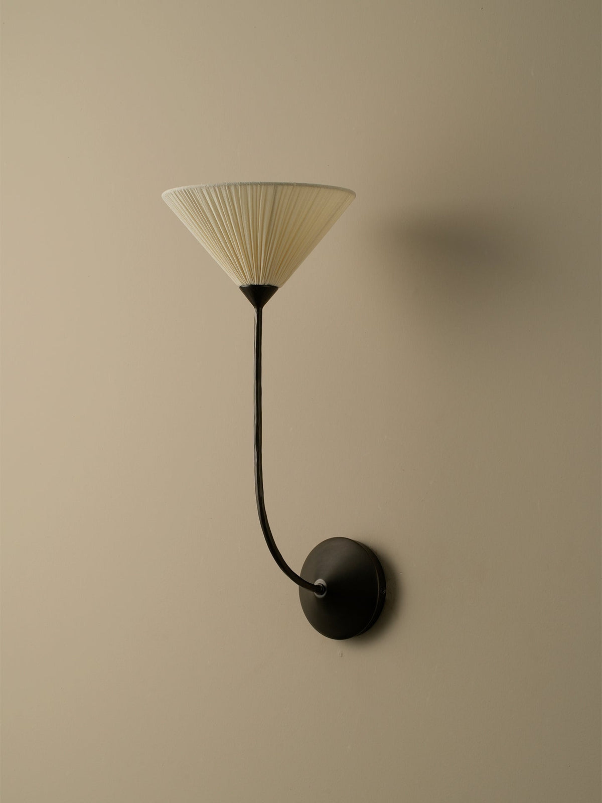 Cecily wall light
