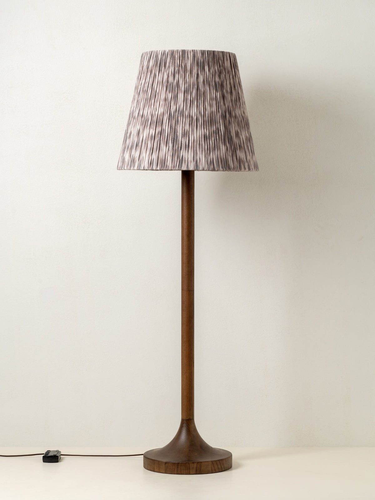 Sundara floor lamp